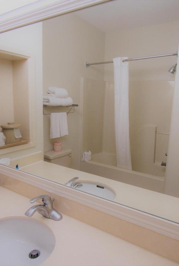 Stay Inn & Suites モンゴメリー エクステリア 写真